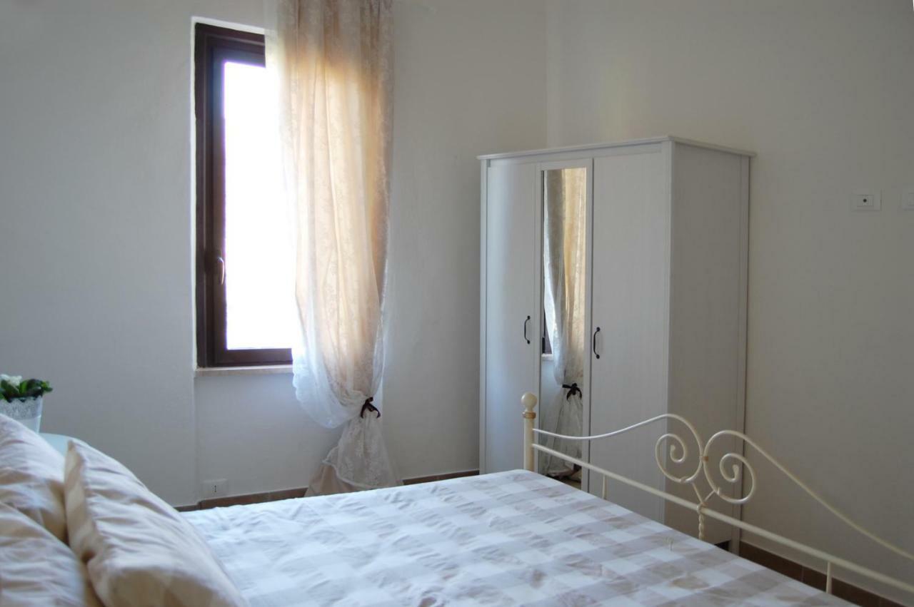 La Casa Bianca Apartment Roe Ngoại thất bức ảnh