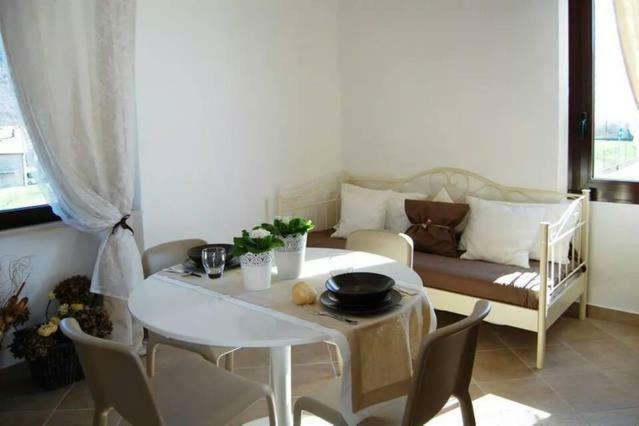 La Casa Bianca Apartment Roe Ngoại thất bức ảnh
